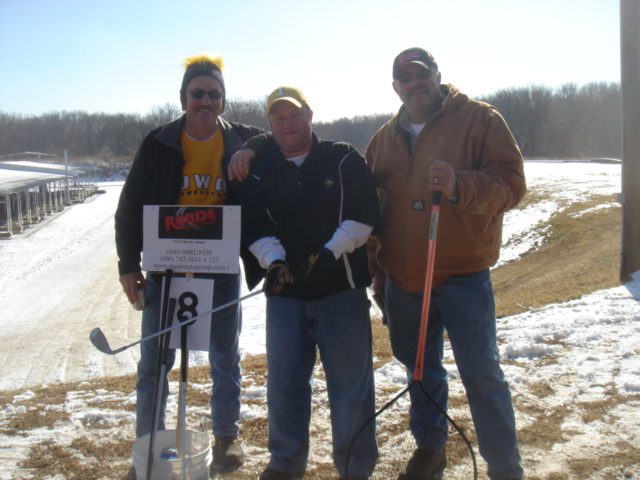 picture of Casey Fluhr just before playing ice golf