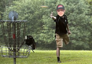 Marty Frank playing frisbee golf