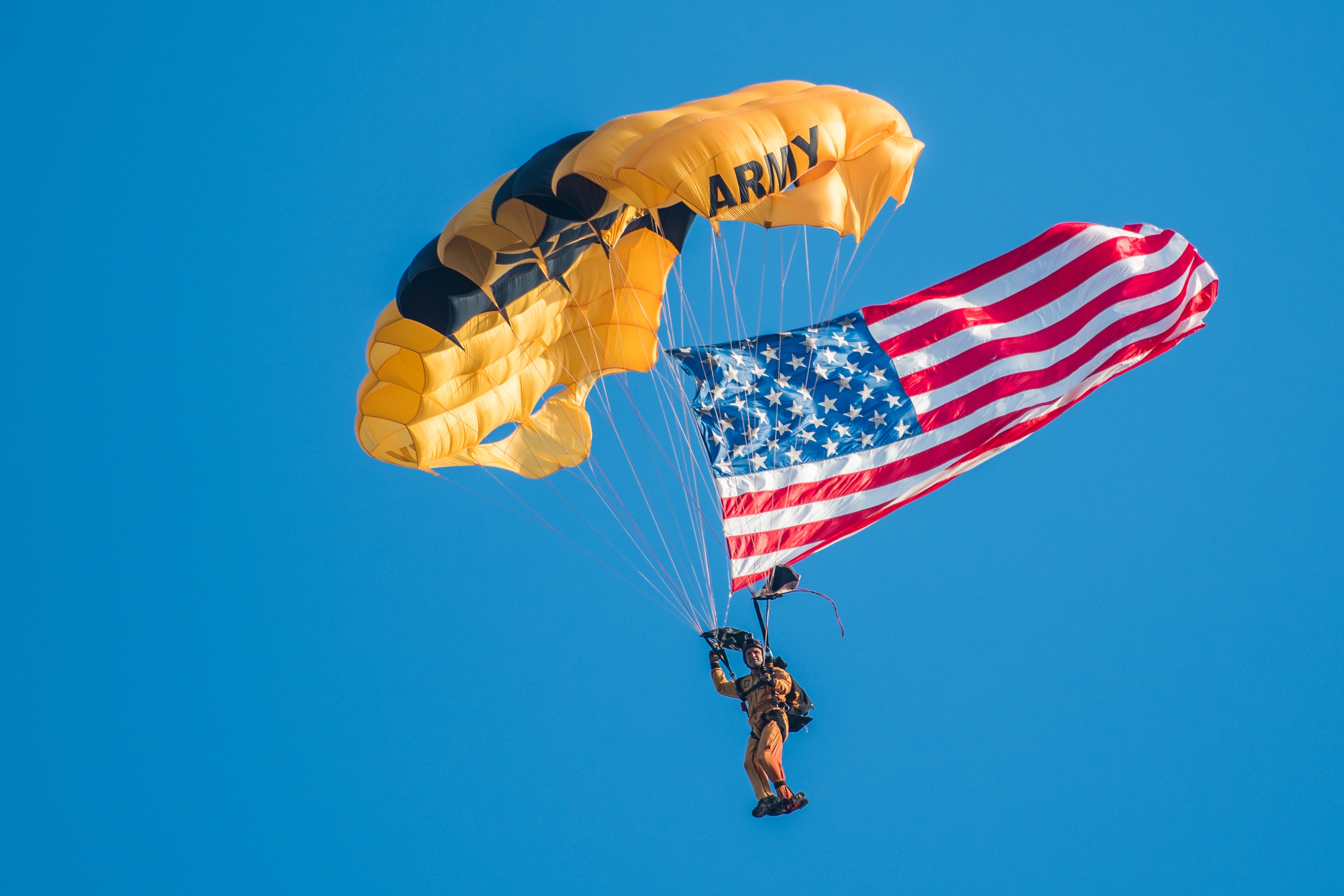 golden knights parachute