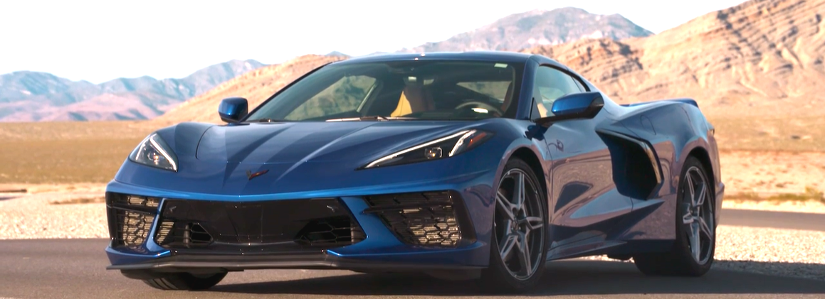 blue 2022 Corvette