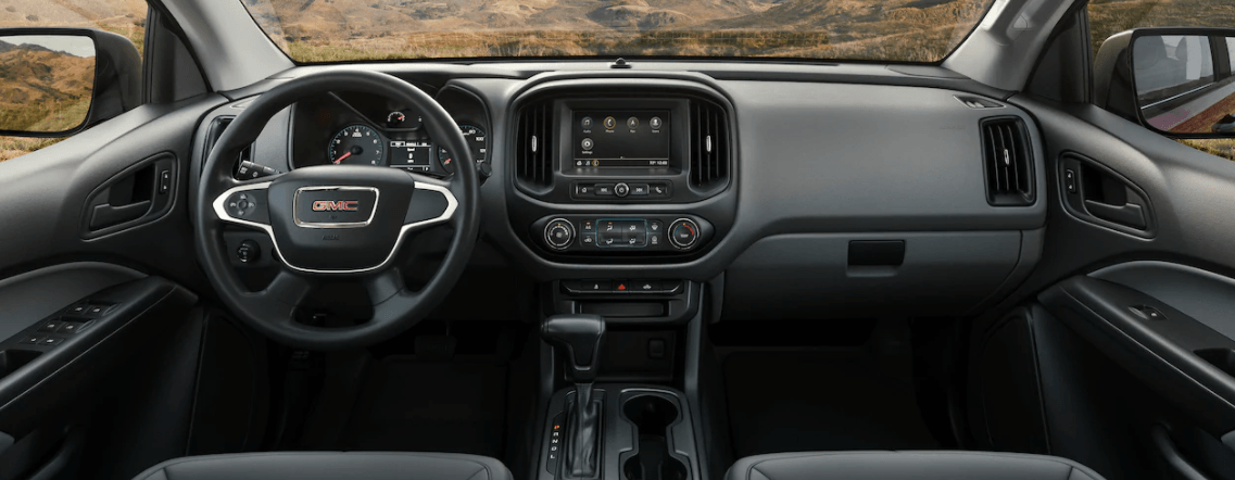 Dubuque new GMC Canyon dashboard