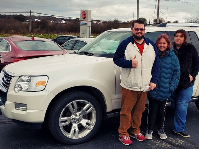 Congratulations to Carrie and Michael L. from Darlington, WI on their Ford Explorer from Matthew Gil at Runde PreDriven!